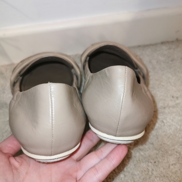 MERCEDES Castillo s7 neutral loafer flats - Picture 7 of 12